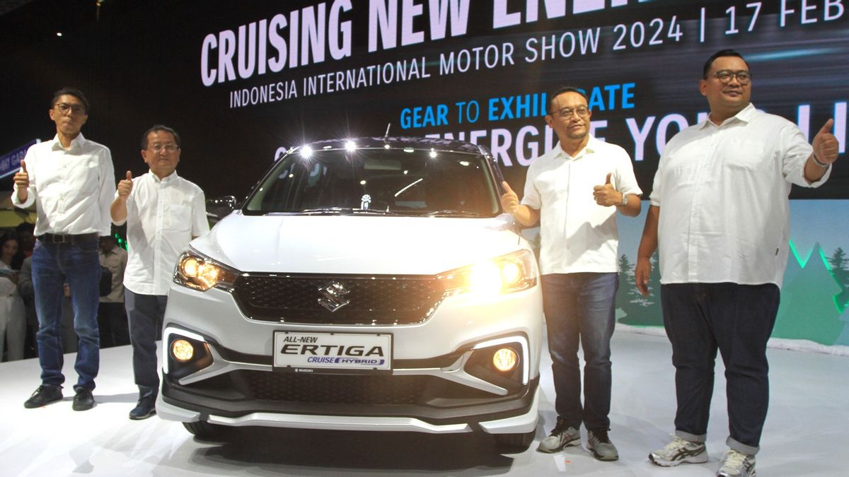 Suzuki launching tipe Ertiga Cruise Hybrid terbaru